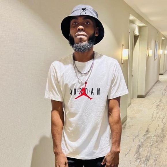 Meet your Posher, Bertrand - Picture 1 of 1